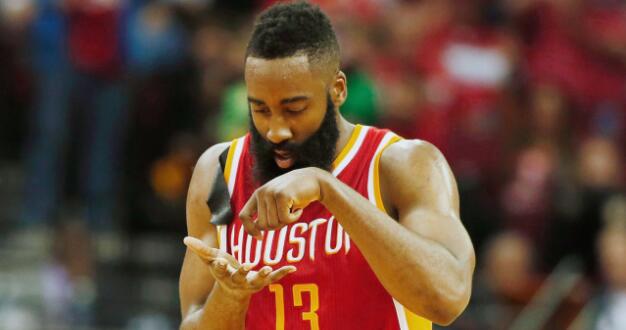 奥萨苏纳在巴塞罗那的艰难旅程：历史、现状与未来（巴萨之行多舛：奥萨苏纳的历史回望、现实处境与未来展望）