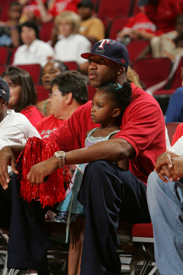 没开始就结束？奥西利奥：冬窗操作复杂，现有阵容已足够完整（未启先终？奥西利奥：冬窗运作复杂，现有阵容已足够完善）