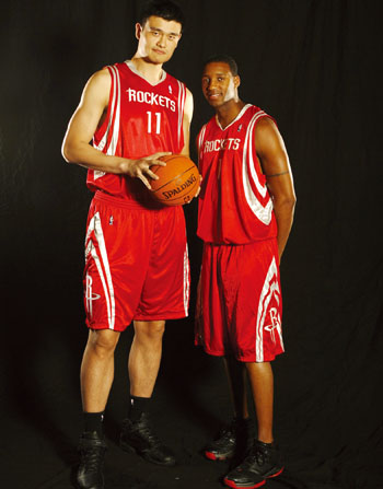 18年前的今天，苏利·蒙塔里的精彩进球击败了阿斯顿维拉！（18年前今日，苏利·蒙塔里精彩破门击败阿斯顿维拉！）