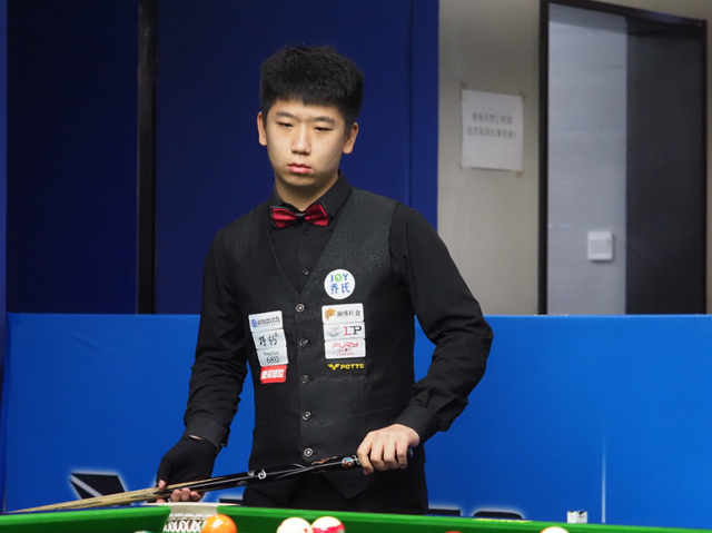 兰克福签下 兰克福签下